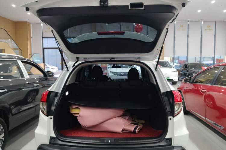 Used Honda Vezel 2020 220 TURBO CVT Elite Edition
