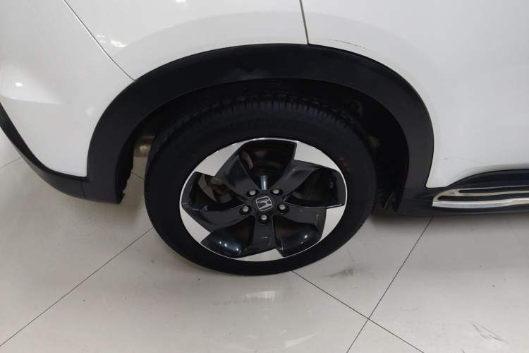 Used Honda Vezel 2017 1.8L CVT Front-Wheel Drive Pioneer Edition
