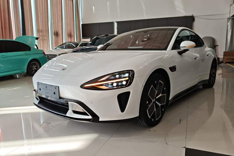 Used  SU7 2024 Rear-Drive Long-Range Intelligent Driving Version
