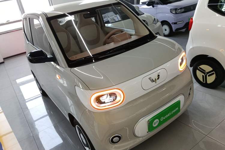 Used Wuling Hongguang MINIEV 2024 3rd Generation 215km Youth Edition

