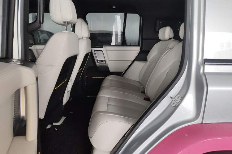 Used iCAR V23 2025 401 Two-Wheel Drive Intelligent Driving Version
