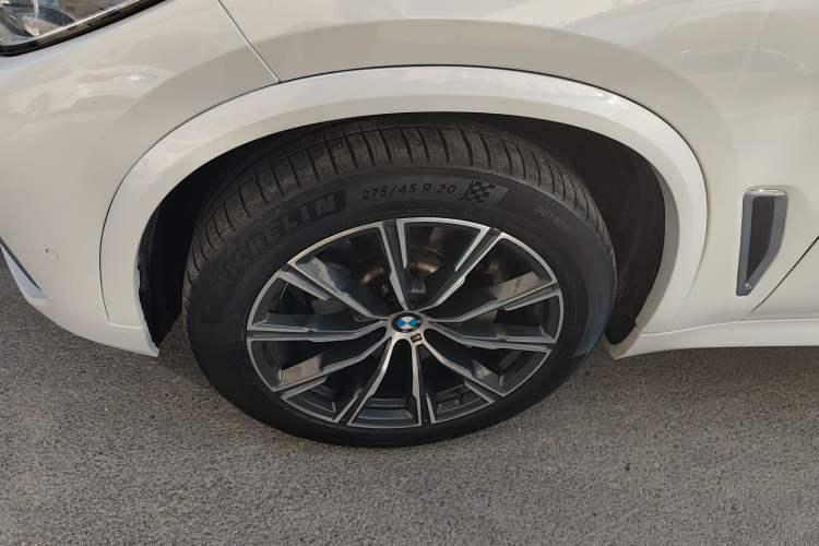 Used BMW X5 2022 Restyled xDrive 30Li Luxury Version M Sport Package