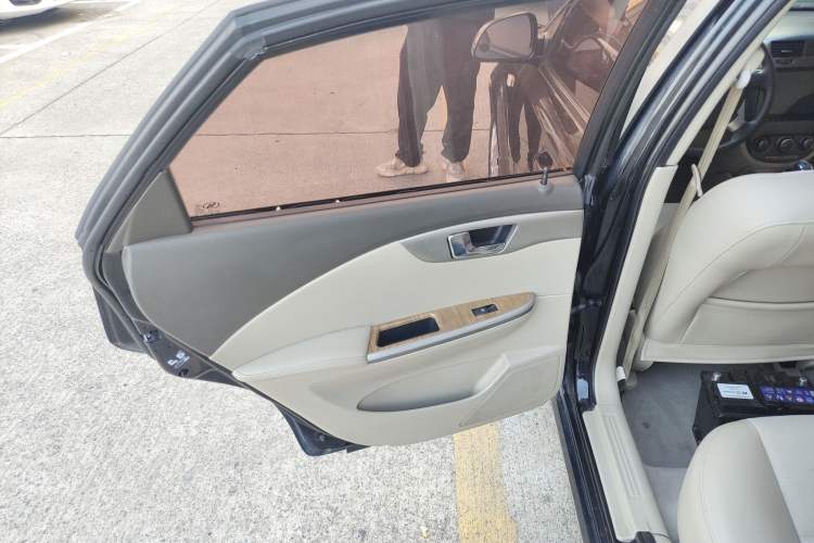 Used Buick Excelle 2015 1.5L Automatic Classic Model
