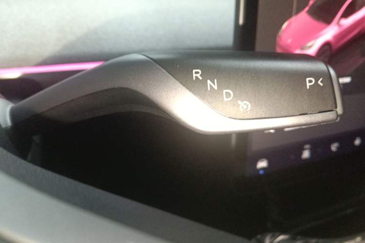 Used Tesla Model Y 2023 Rear-Wheel-Drive Version