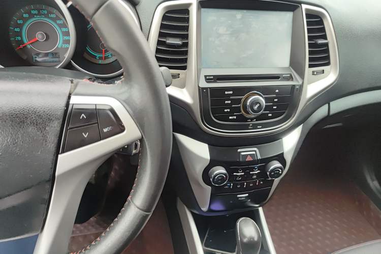 Used Changan Eado 2013 1.6L Automatic Junku Model China IV Standard