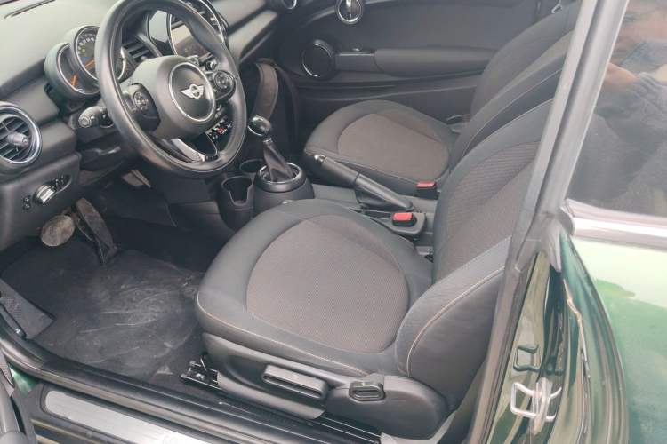 Used  MINI 2014 1.2T ONE+