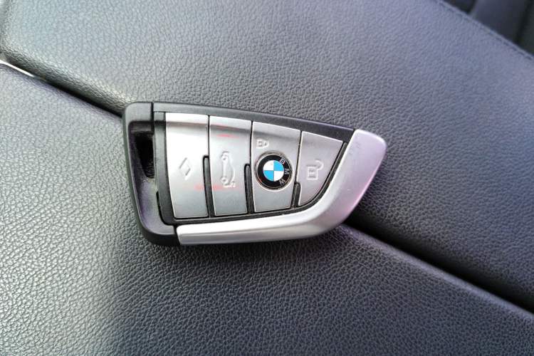 Used BMW 5 Series 2018 525Li Luxury Package
