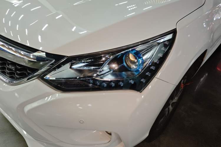 Used BYD Song 2017 Gaishe Upgrade Edition 1.5TID Automatic Elite Model
