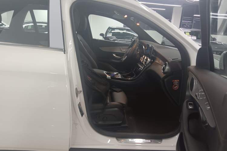 Used Mercedes-Benz GLC 2021 GLC 260 L 4MATIC Dynamic Edition