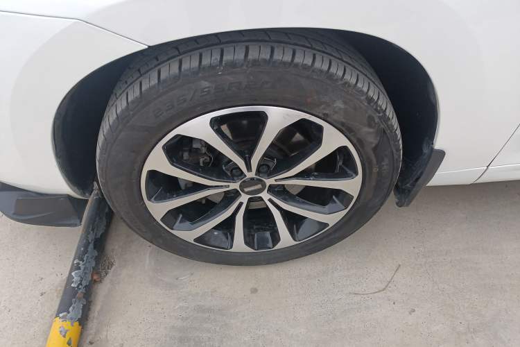 Used Wey VV7 2017 2.0T Ultra-Luxury Version
