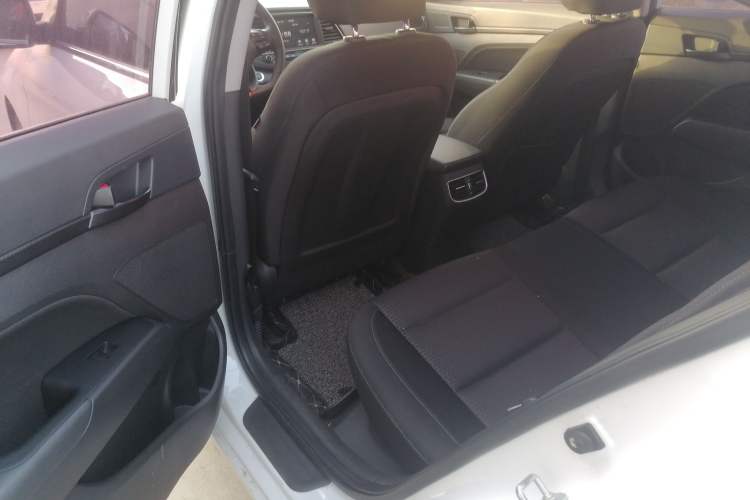 Used Hyundai Elantra 2018 1.4T Dual-Clutch Xuan Dong · Dynamic Edition
