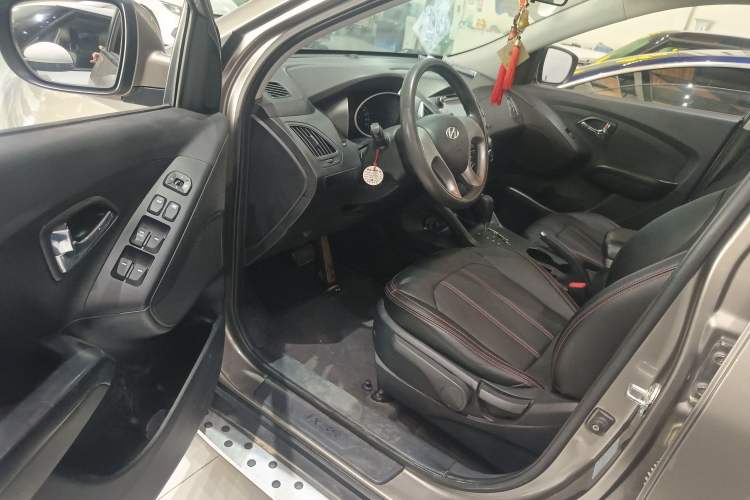 Used Hyundai ix35 2013 2.0L Automatic 2WD Comfort GL China IV Standard
