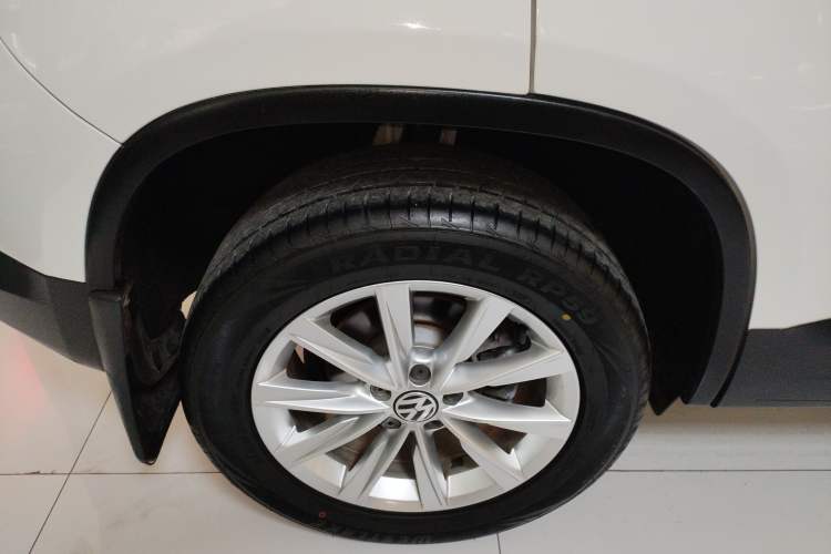 Used Volkswagen Tiguan 2016 280TSI Automatic Two-Wheel Drive Silk Road Comfort Edition
