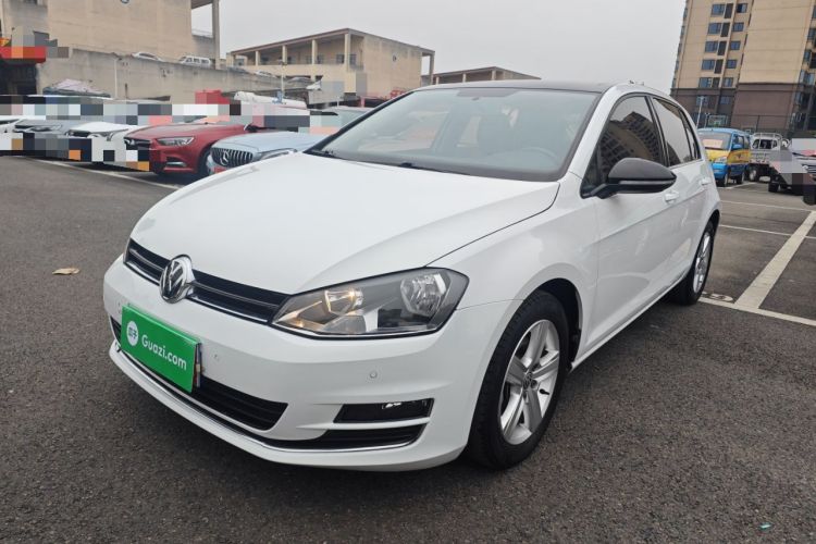 Used Volkswagen Golf 2017 1.6L Automatic Comfort Million-Vehicle Anniversary Edition
