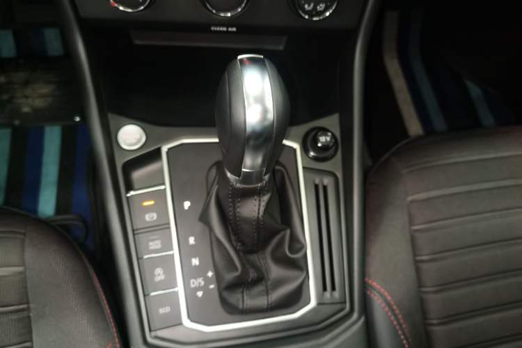 Used Volkswagen Lavida 2024 300TSI DSG Starry Sky Deluxe Edition
