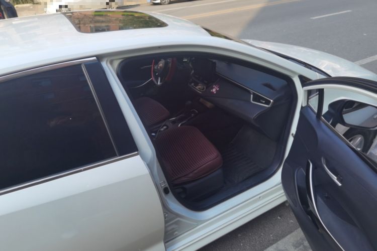 Used Toyota Levin 2019 Dual-Engine 1.8H E-CVT Luxury Edition China VI Standard
