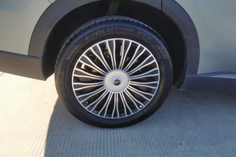 Used Chery Tiggo 8 L 2024 2.0T Two-Wheel Drive Prestige Version 5 Seats