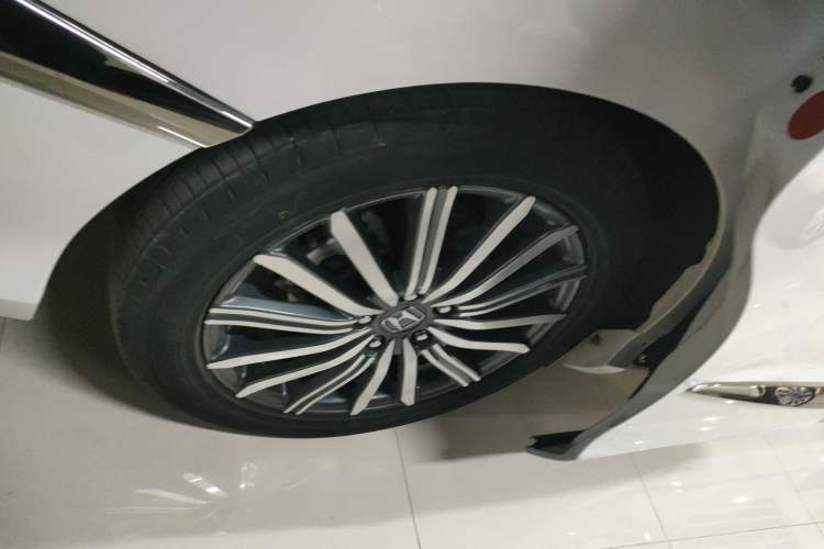 Used Honda Elysion 2022 2.0L eHEV Luxury First Edition
