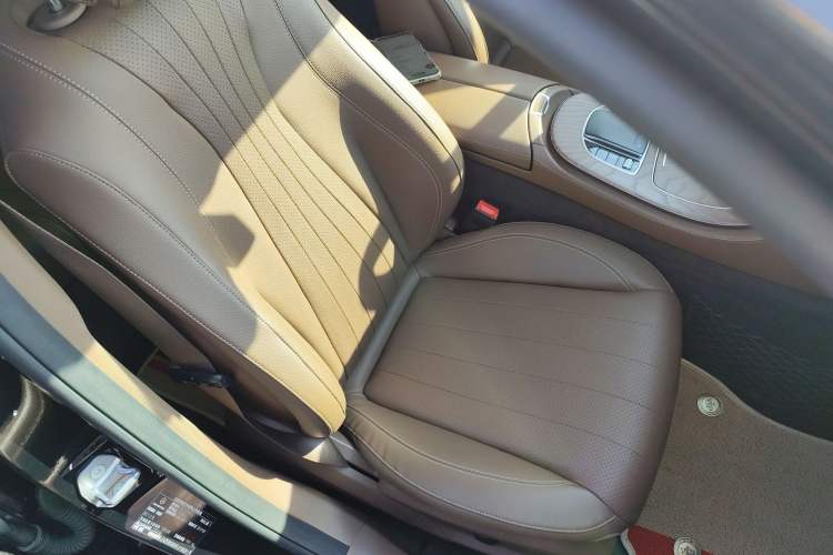 Used Mercedes-Benz E-Class 2019 Facelifted E 300 L Stylish Version
