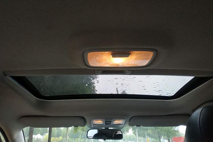 Used Hyundai ix35 2015 2.0L Automatic 2WD Comfort Edition China IV Standard
