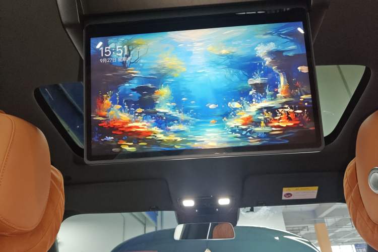 Used Li Auto L8 2023 Pro Model
