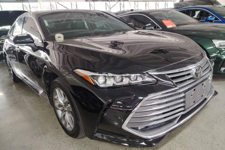 Used Toyota Avalon 2019 2.0L Luxury Edition China VI Standard
