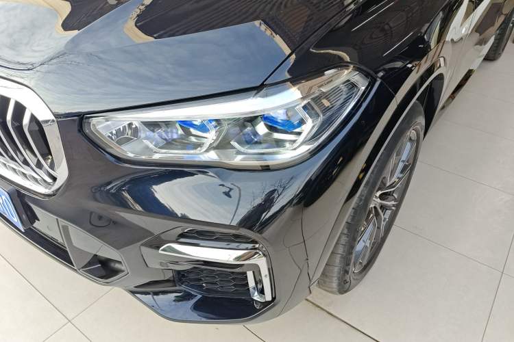 Used BMW X5 2022 Restyled xDrive 30Li Luxury Version M Sport Package
