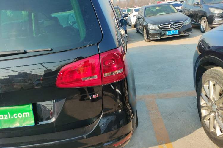 Used Volkswagen Sharan 2013 1.8TSI Comfort Model