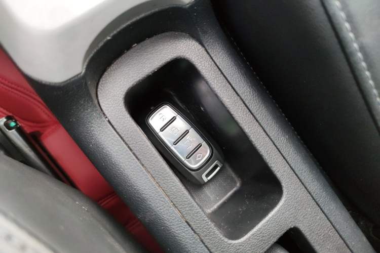 Used ORA Black Cat 2021 351 km Standard Version
