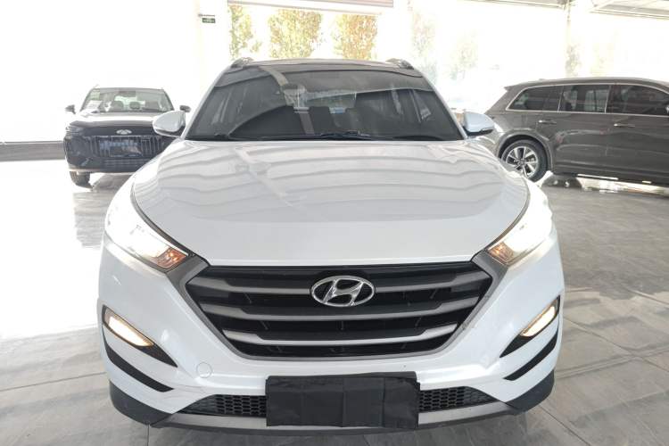 Used Hyundai Tucson 2015 1.6T Dual-Clutch Two-Wheel-Drive Smart Model
