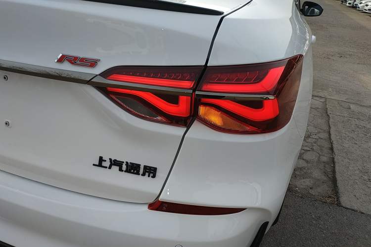 Used Chevrolet Monza 2022 Light Hybrid RS 330T Automatic Comfort Edition