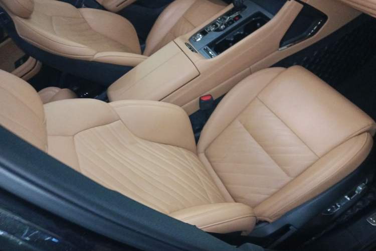 Used Lynk & Co 09 EM-P 2021 2.0T PHEV Halo Six-Seater