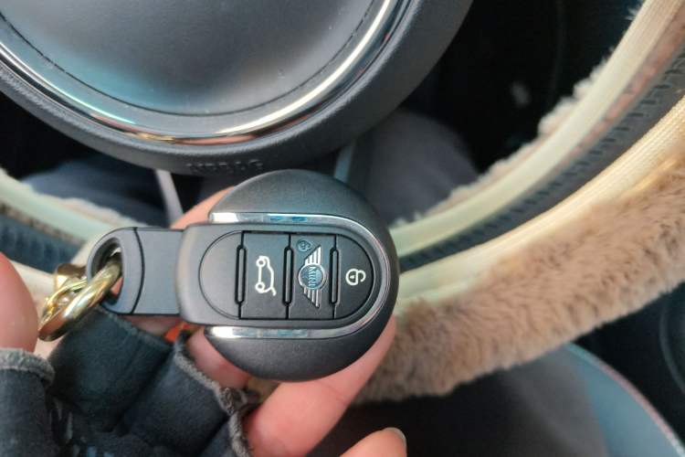 Used  MINI 2022 Updated 1.5T ONE
