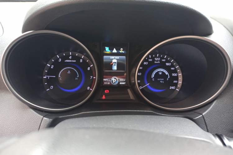 Used Changan CS75 2016 1.8T Automatic Elite Model China V Standard