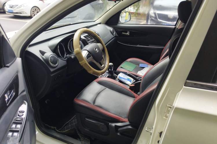 Used HYOSOW S3 2014 1.5L Luxury Version China IV Emission Standard