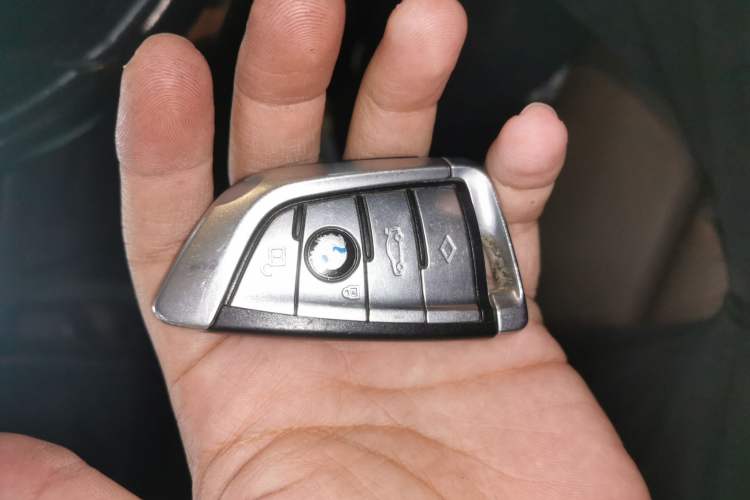 Used BMW 5 Series 2019 525Li Luxury Package
