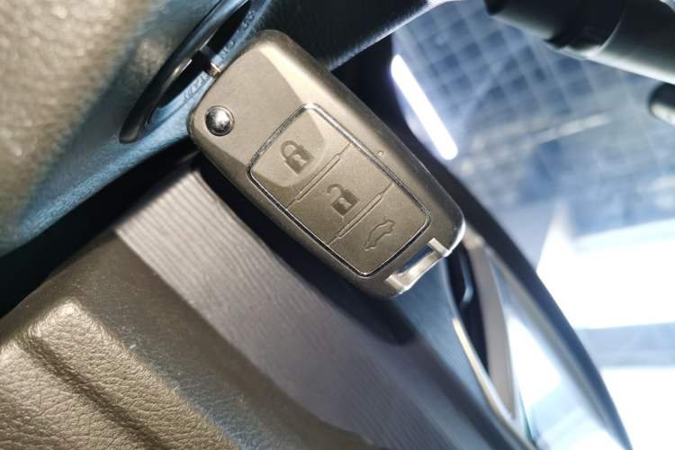 Used FORTHING Lingzhi 2023 M5 1.6L Practical Model 5 Seats
