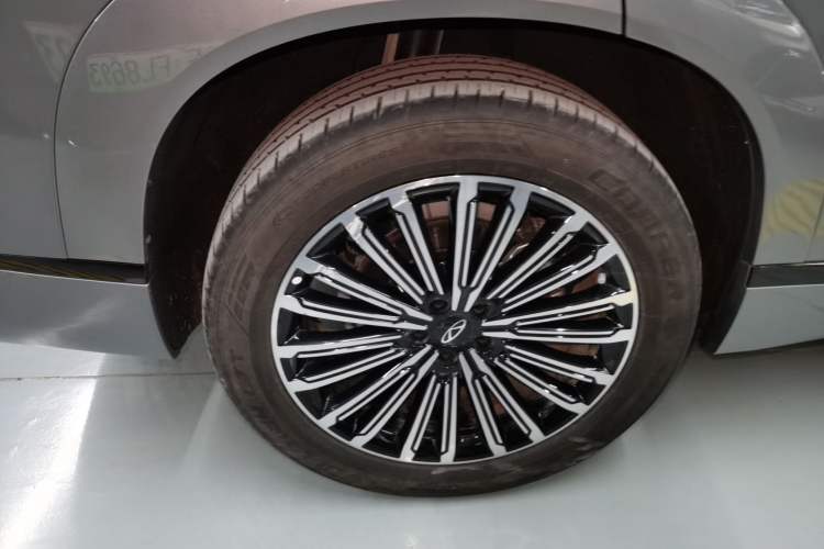 Used Chery Tiggo 9 C-DM 2025 1.5T 106KM Enjoy Edition 5 Seats Lithium-Ion Battery
