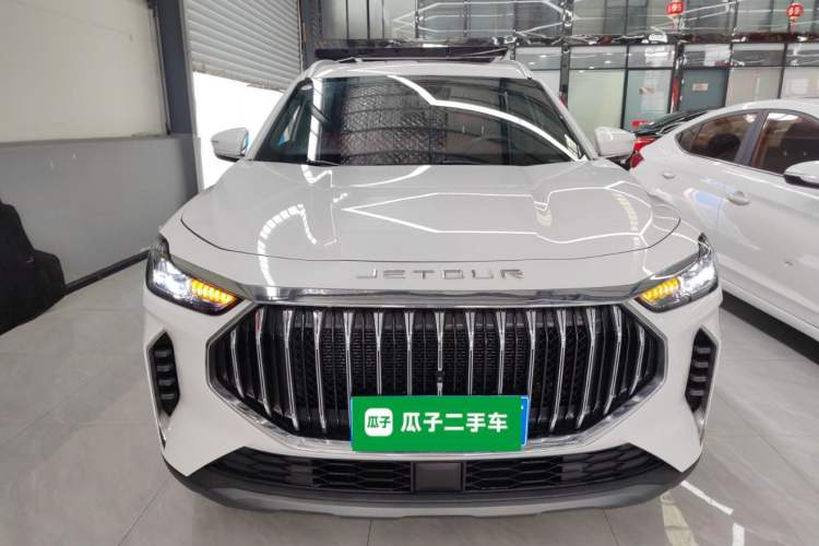 Used JETOUR X70 PLUS 2023 1.5T DCT Brave PLUS 5-Seater
