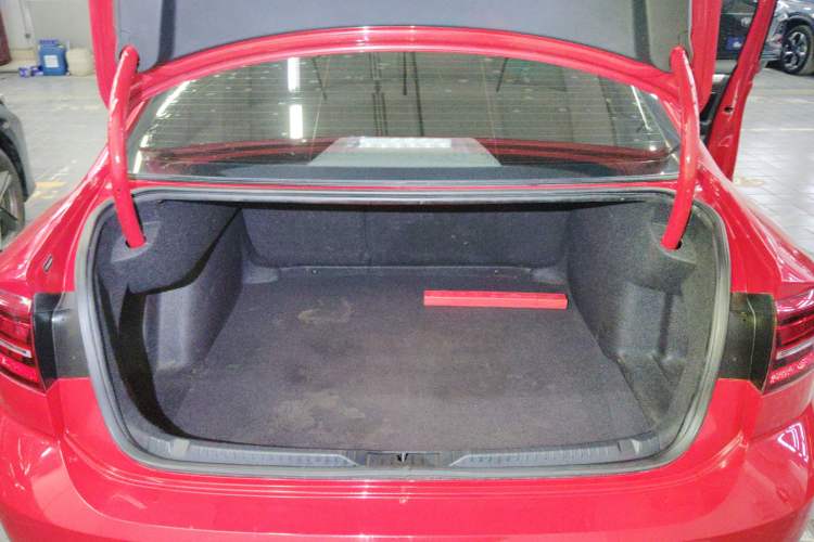 Used Volkswagen Lamando 2021 230TSI DSG Fashion Edition
