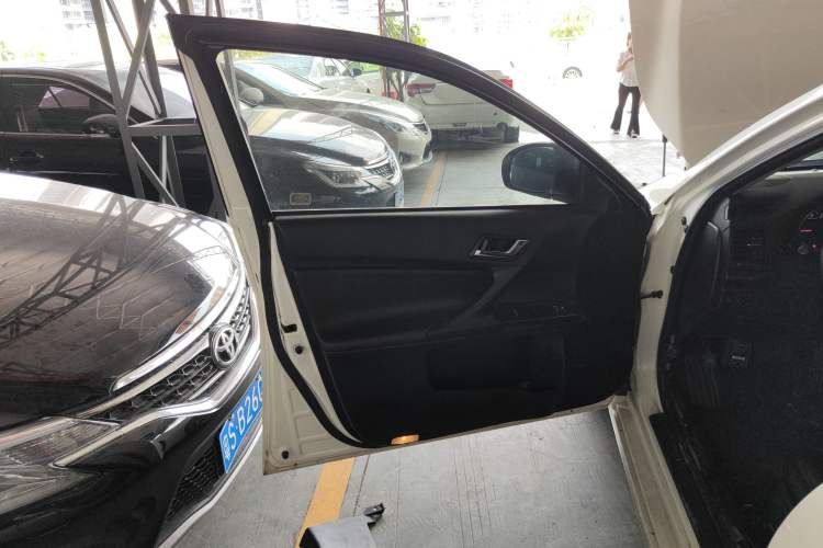 Used Toyota Reiz 2013 2.5V Shangrui Edition
