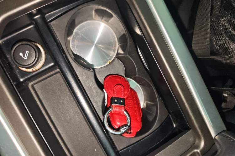 Used Land Rover Range Rover Evoque 2016 2.0T SE Smart Glow Edition