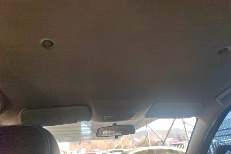 Used Dongfeng Fengon S560 2018 1.8L Manual Urban Model 7 Seats