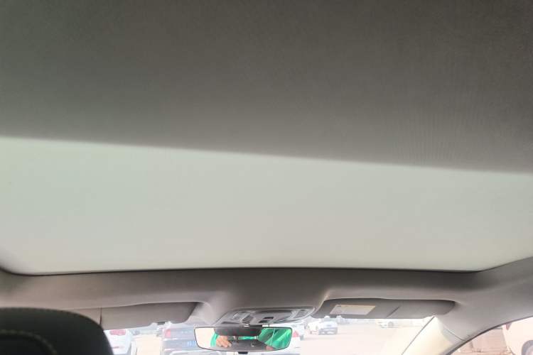 Used Roewe i6 MAX New Energy 2023 EV 420 Skyroof Special Edition
