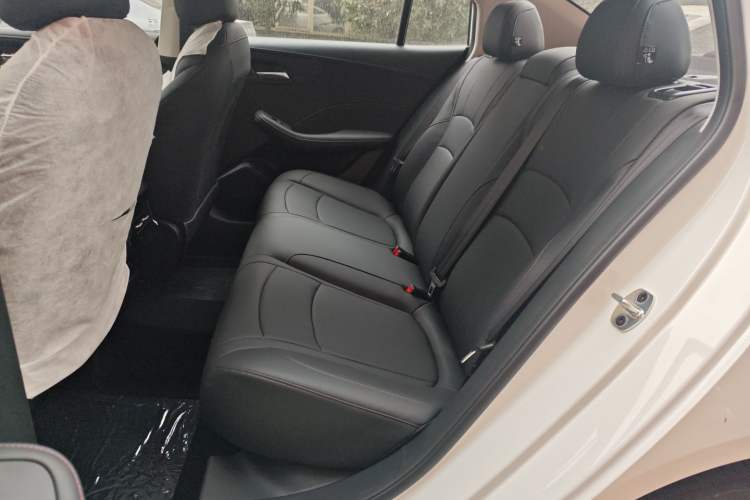 Used Roewe i5 2023 1.5L CVT Luxury Edition
