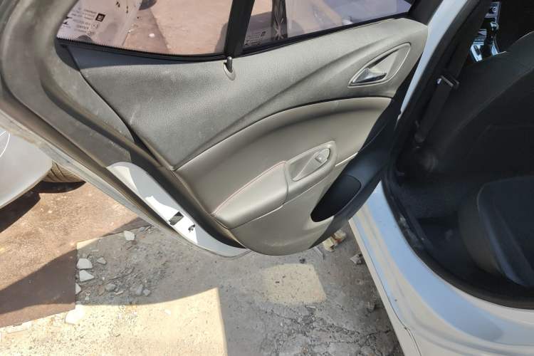 Used Buick Verano 2016 Hatchback GS 20T Dual-Clutch Passionate Sporty Model
