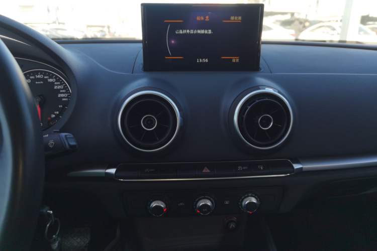 Used Audi A3 2016 Limousine 35 TFSI Ambition Edition
