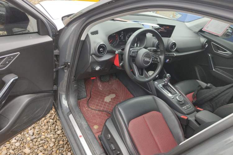 Used Audi Q2L 2021 35 TFSI Fashion Dynamic Model
