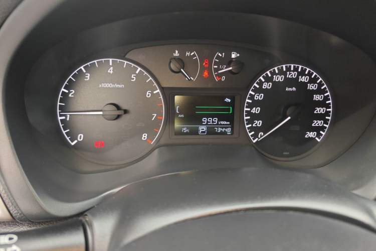 Used Nissan Sylphy 2014 1.6XV CVT Deluxe Edition