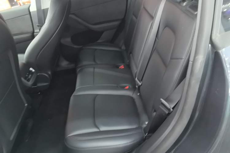 Used Tesla Model Y 2024 Rear-Wheel-Drive Version
